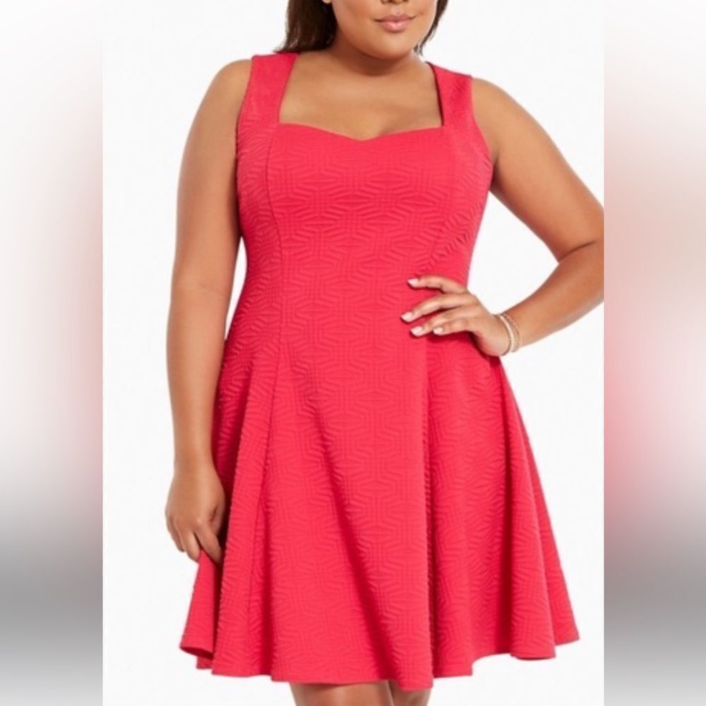 Torrid Fluted textured Sweetheart skater dress size 5 5X 28 Hot pink Fuchsia